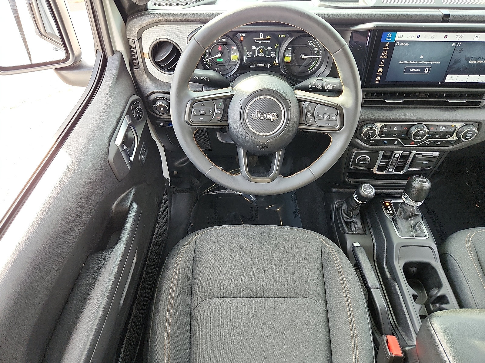 Used 2024 Jeep Wrangler Unlimited w/ Convenience Group AWD/4WD image 12