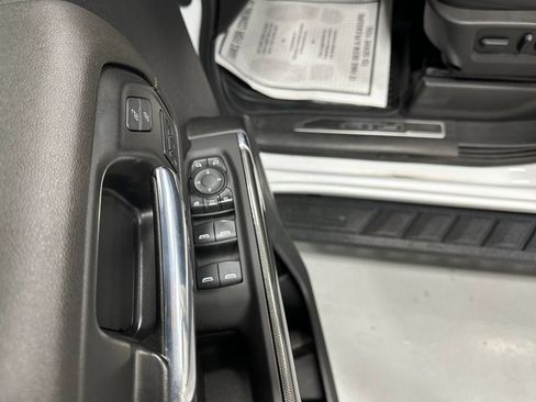 Used 2022 GMC Sierra 2500 AT4 image 9