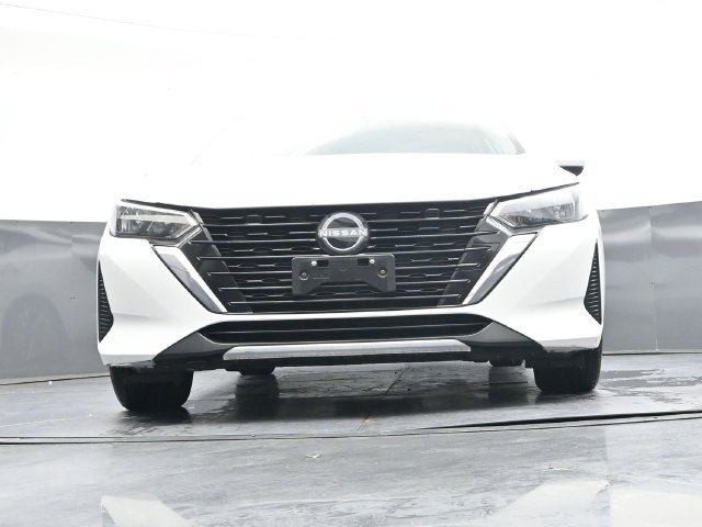 Used 2025 Nissan Sentra SV FWD image 37