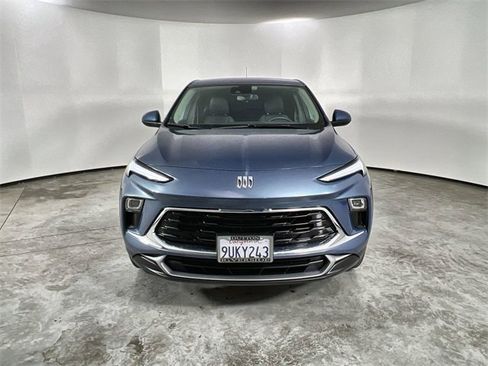 Certified 2025 Buick Encore GX Preferred image 3