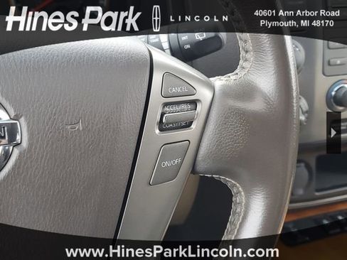 Used 2013 Nissan Armada Platinum w/ Platinum Reserve Pkg image 17