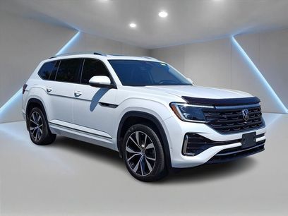 Used 2024 Volkswagen Atlas SEL Premium R-Line