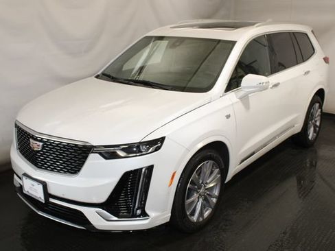 Used 2024 Cadillac XT6 Premium Luxury w/ Technology Package AWD/4WD image 1