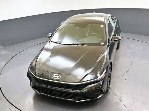 New 2026 Hyundai Elantra SEL Sport image 29