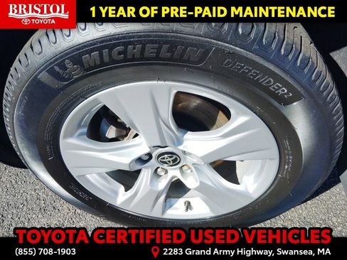 Certified 2021 Toyota RAV4 XLE w/ Convenience Package image 13