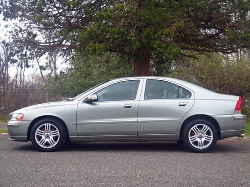 Used 2008 Volvo S60 2.5T FWD image 2