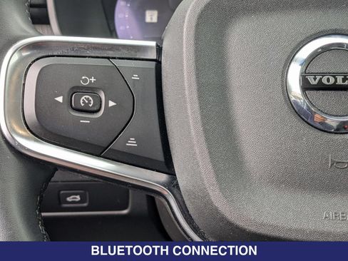 Used 2024 Volvo XC40 B5 Core AWD/4WD image 20