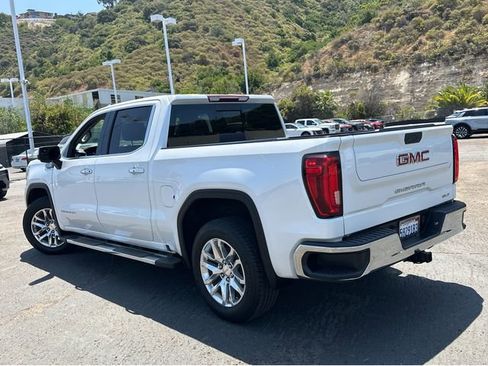 Used 2020 GMC Sierra 1500 SLT w/ SLT Premium Package RWD image 3