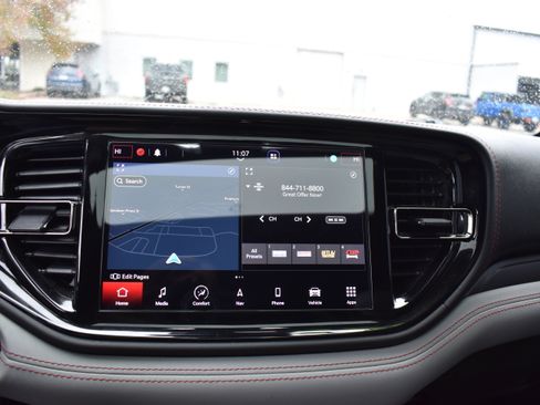 Used 2023 Dodge Durango GT image 18