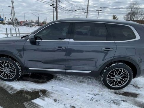 Used 2021 Kia Telluride EX w/ EX Premium Package image 7
