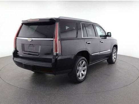 Used 2026 Cadillac Escalade ESV Luxury AWD/4WD image 4