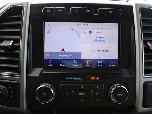 Used 2020 Ford F250 Lariat w/ Lariat Ultimate Package image 19