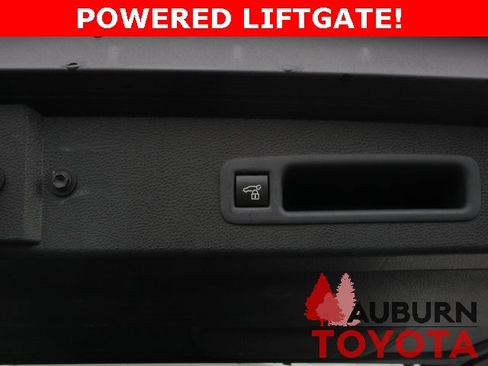 Certified 2025 Toyota Sienna XSE image 8