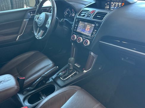 Used 2018 Subaru Forester 2.5i Touring w/ Popular Package #3B AWD/4WD image 16