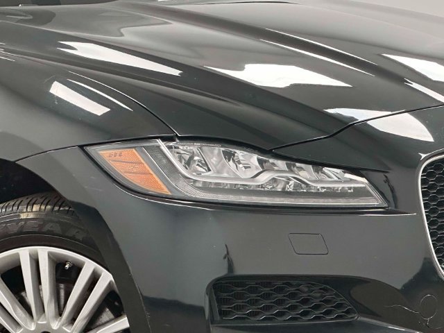 Used 2019 Jaguar F-PACE Portfolio AWD/4WD image 24