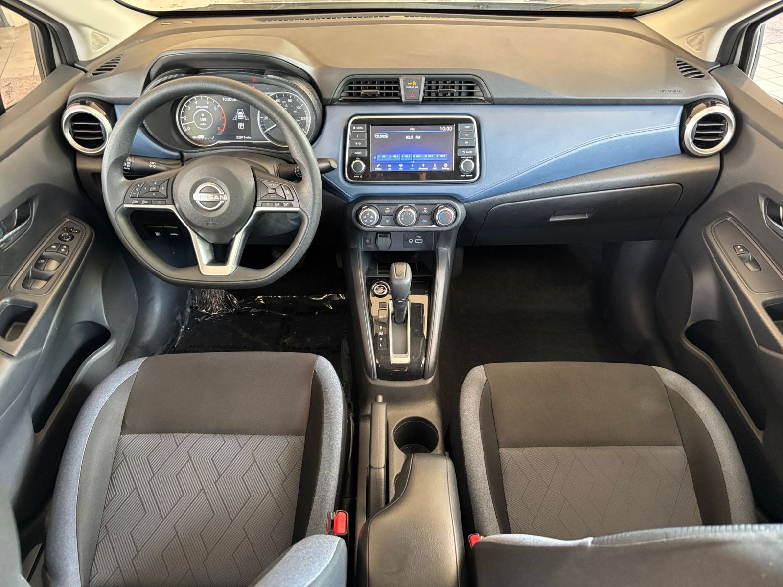 Used 2025 Nissan Versa SV FWD image 30