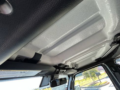 New 2025 Jeep Gladiator Willys image 19