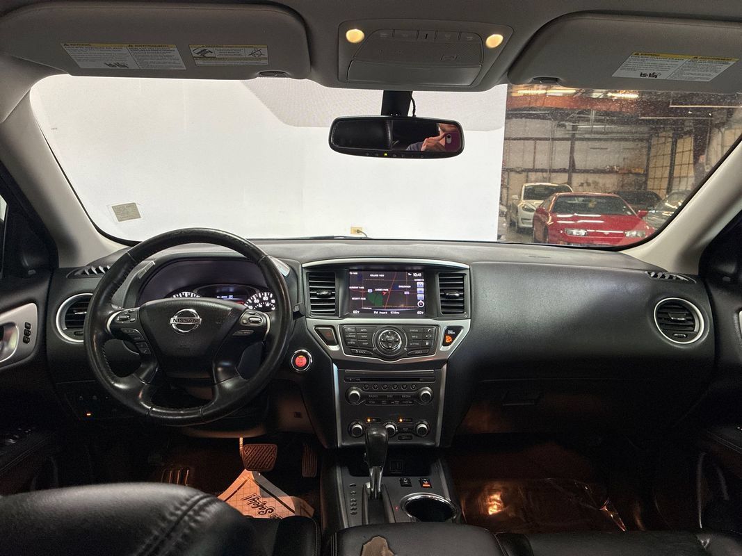 Used 2020 Nissan Pathfinder SL AWD/4WD image 20