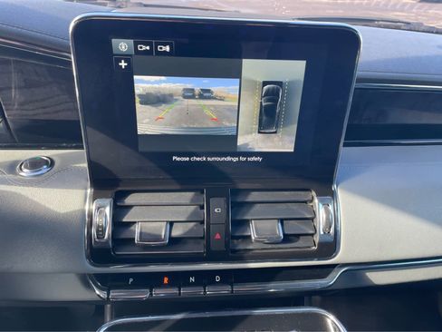 Used 2018 Lincoln Navigator Reserve w/ Technology Package image 24