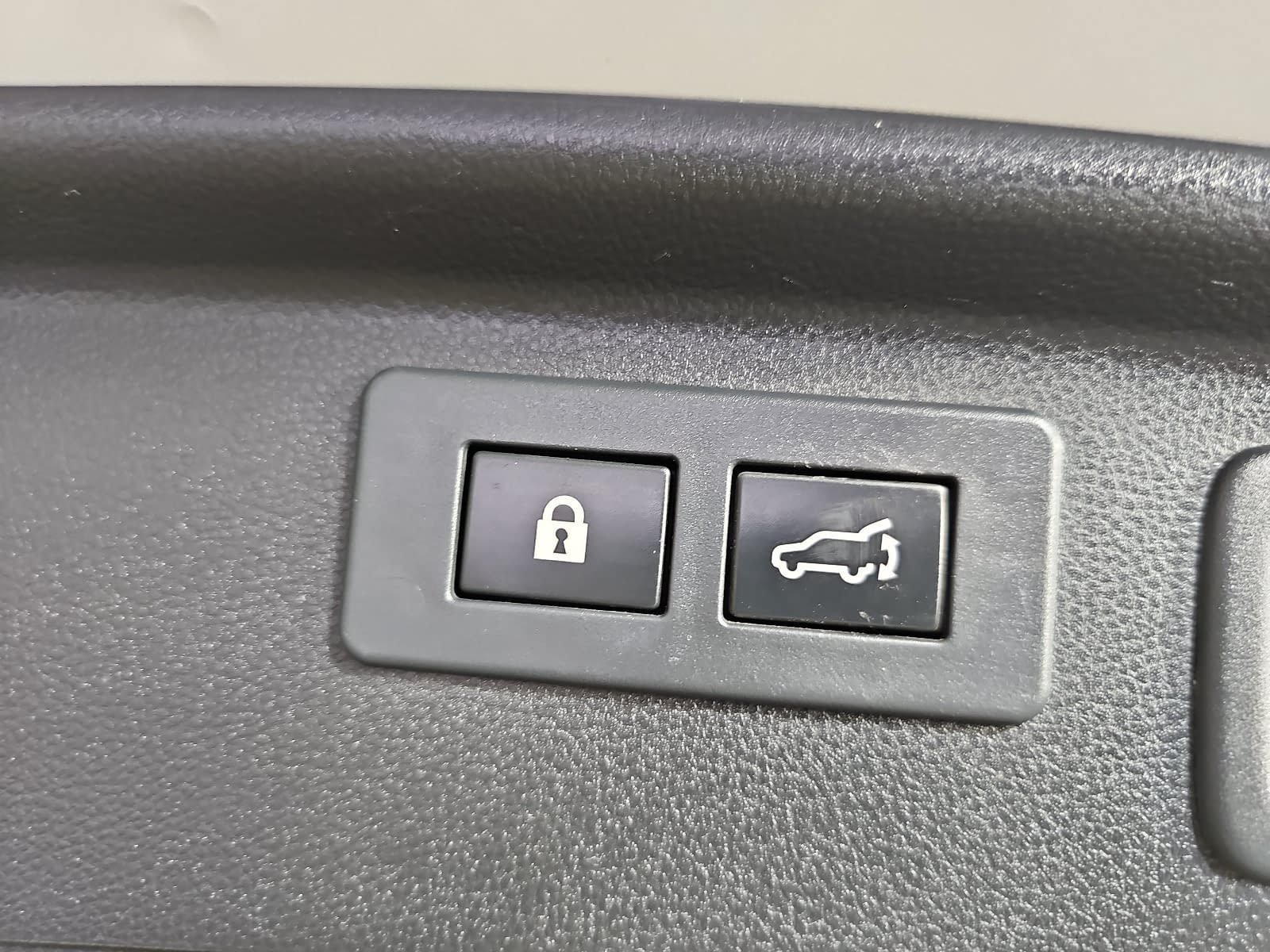 Used 2022 Subaru Forester Touring AWD/4WD image 31