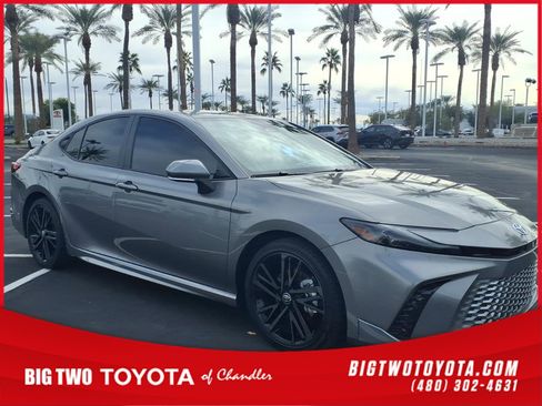 Used 2025 Toyota Camry XSE image 1