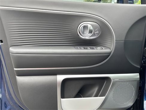 New 2026 Hyundai Ioniq 9 Limited image 10