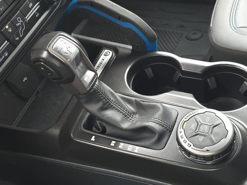 Used 2022 Ford Bronco Black Diamond image 21