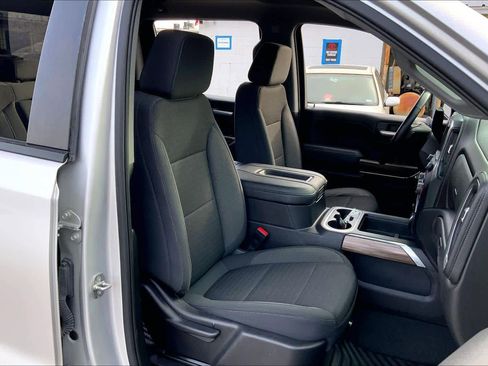 Used 2021 Chevrolet Silverado 1500 RST image 9