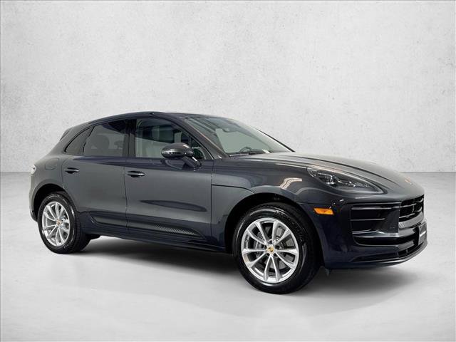 Certified 2026 Porsche Macan AWD/4WD image 7