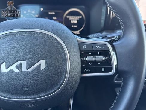 Used 2023 Kia Sorento SX AWD/4WD image 30