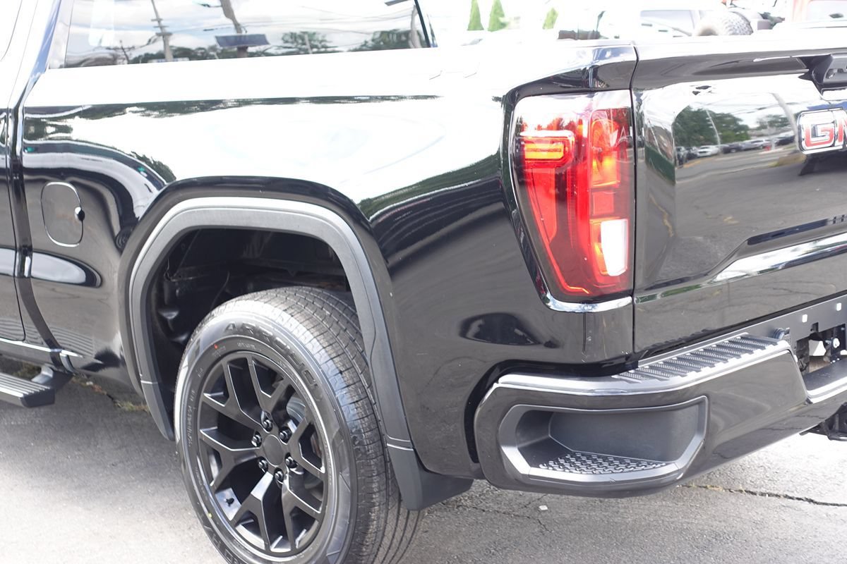 Used 2023 GMC Sierra 1500 Pro w/ Pro Value Package AWD/4WD image 10