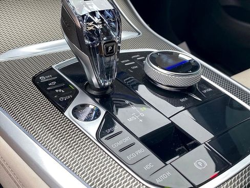 Used 2022 BMW X5 M50i w/ Executive Package image 18