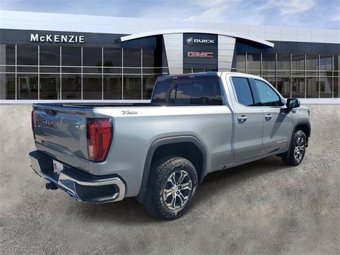 New 2026 GMC Sierra 1500 SLE w/ X31 Off-Road Package image 4