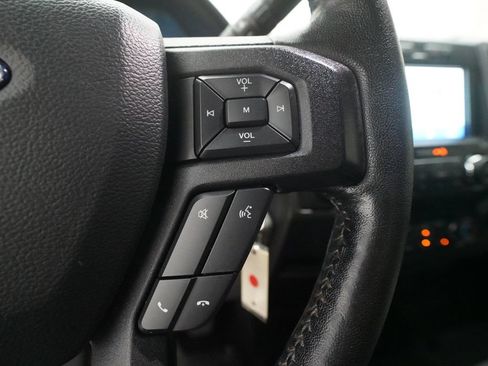 Used 2019 Ford F150 XLT w/ Equipment Group 302A Luxury AWD/4WD image 18