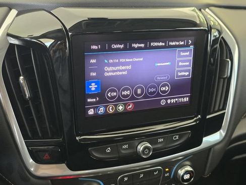 Used 2020 Chevrolet Traverse LT AWD/4WD image 19