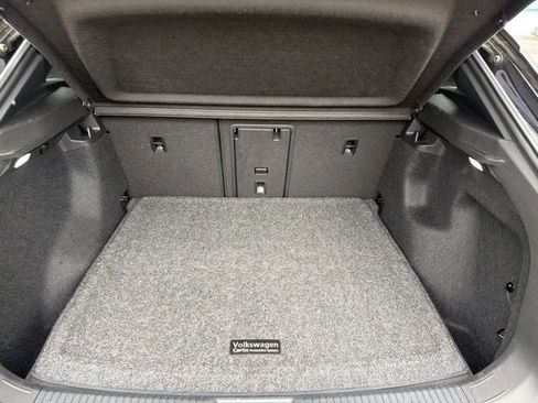 Used 2023 Volkswagen ID.4 Pro S RWD image 8