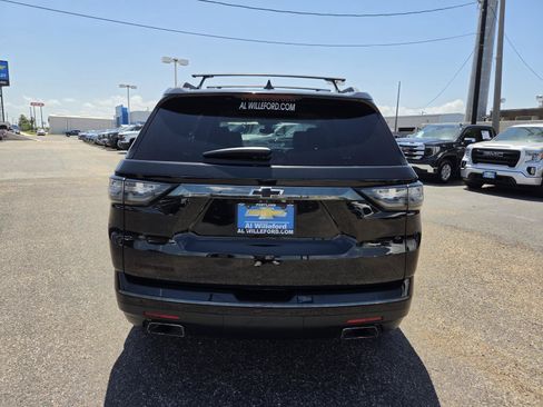 Used 2021 Chevrolet Traverse Premier w/ Redline Edition FWD image 4