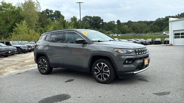 Certified 2023 Jeep Compass Limited w/ Sun and Sound Group AWD/4WD image 2