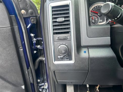 Used 2015 RAM 1500 Big Horn AWD/4WD image 24