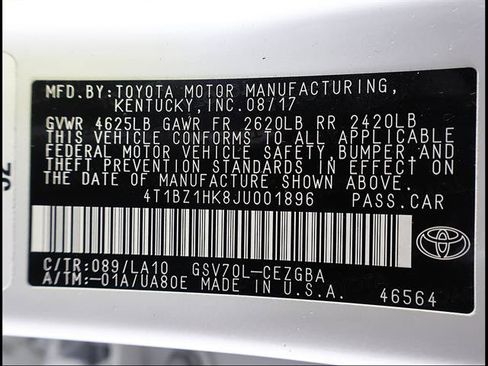 Used 2018 Toyota Camry XLE FWD image 12
