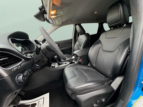 Certified 2022 Jeep Cherokee Latitude Lux AWD/4WD image 22