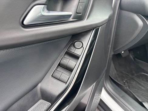 Used 2026 Chevrolet Equinox LT image 25