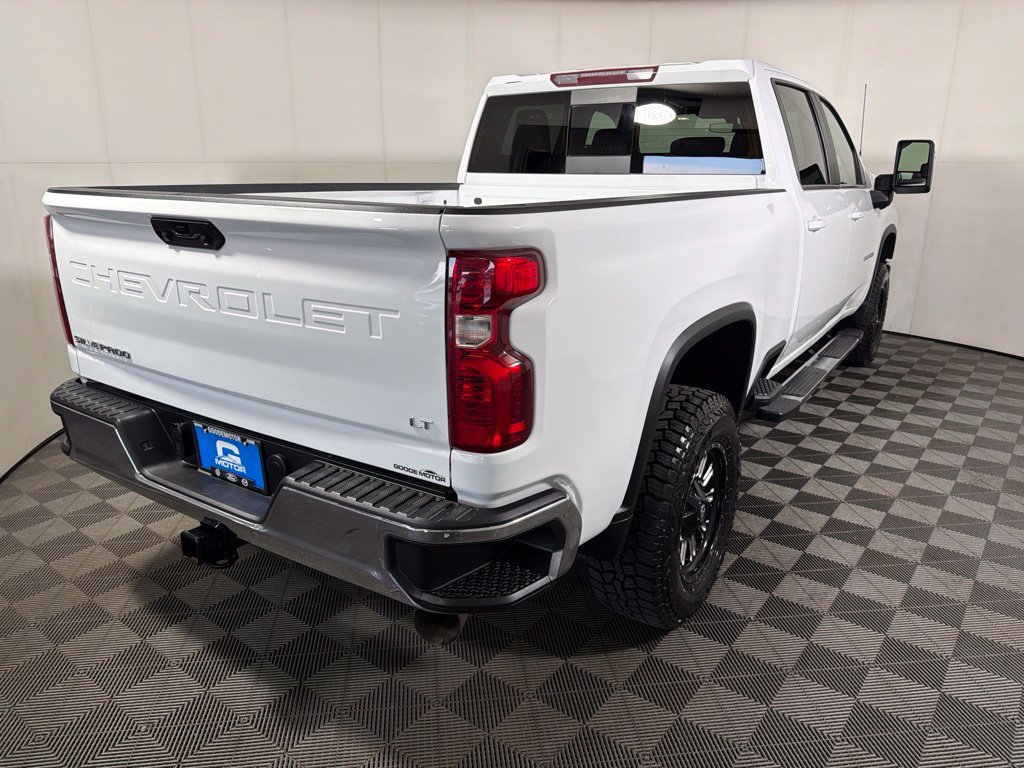 Used 2022 Chevrolet Silverado 3500 LT w/ Convenience Package AWD/4WD image 8