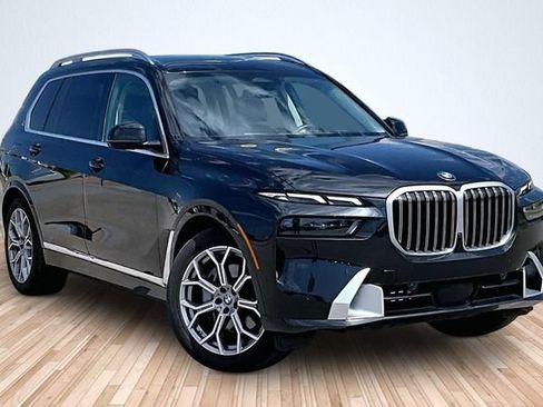 Used 2023 BMW X7 xDrive40i AWD/4WD image 9