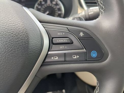 Used 2022 INFINITI QX50 Luxe w/ Cargo Package FWD image 32