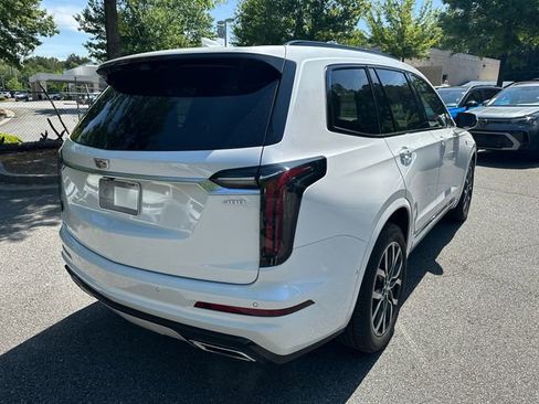 Used 2021 Cadillac XT6 Sport w/ Platinum Package AWD/4WD image 5