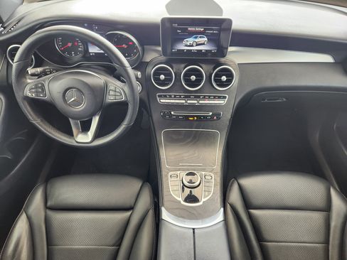 Used 2019 Mercedes-Benz GLC 300 image 20