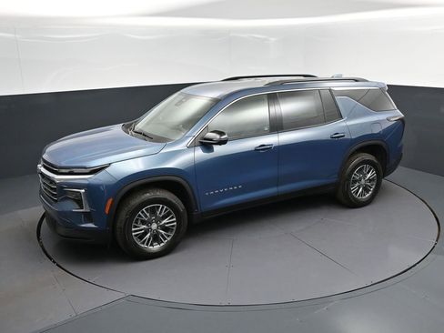 New 2026 Chevrolet Traverse LT image 32