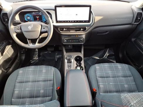 Used 2025 Ford Bronco Sport Heritage w/ Convenience Package image 8