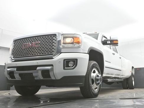Used 2015 GMC Sierra 3500 Denali w/ Duramax Plus Package AWD/4WD image 29